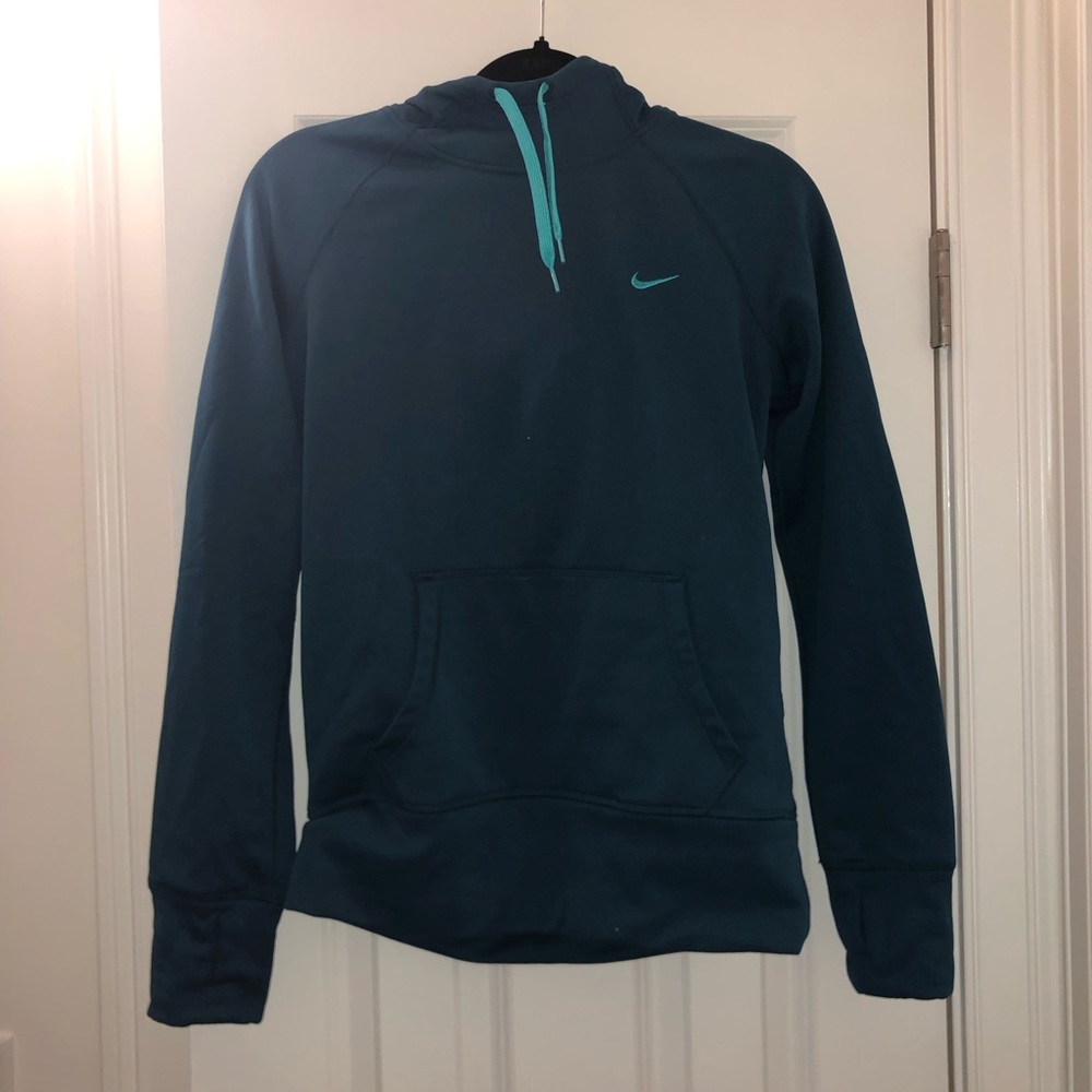 Therma Fit Nike Sweatshirt